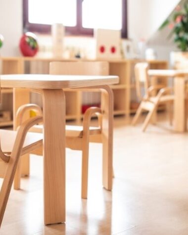 Jak skomponować jadłospis dla dziecka w przedszkolu? Na zdjęciu sala przedszkolna.